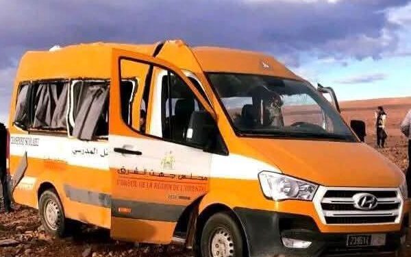 صباح مأساوي بإقليم فجيج: قتيل وجرحى في حادث انقلاب حافلة للنقل المدرسي