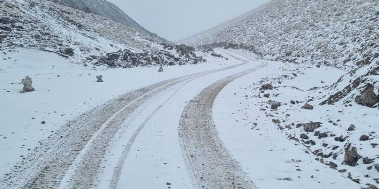 العام الجديد يبدأ بتقلبات جوية حادة وتساقطات ثلجية في المرتفعات
