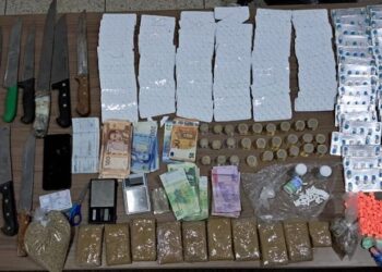 يقظة أمن وجدة تحبط ترويج 2123 قرصاً مخدراً وكميات من الكوكايين والشيرا