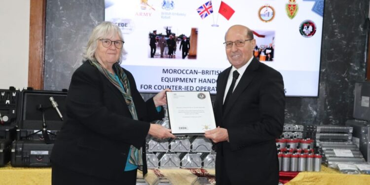 تعاون أمني مغربي-بريطاني لتكوين فرق تفكيك المتفجرات