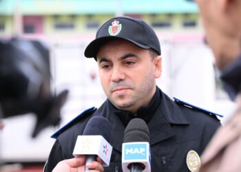 القصر الكبير .. المديرية العامة للأمن الوطني تعبئ وحدتين متنقلتين لتموين الساكنة المتضررة