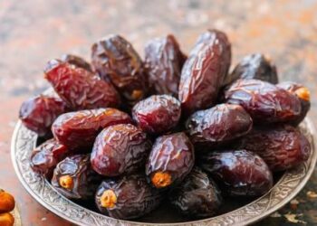 قبل رمضان..الطلب يرتفع على التمور المغربية والجزائرية تتوارى