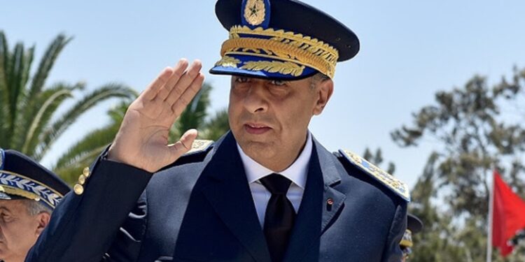 حموشي يمنح ترقية استثنائية لشرطي أصيب بجروح بليغة خلال تدخل أمني بخريبكة