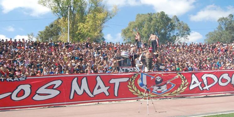 لهذا السبب قرر “الإلتراس” التطواني الغياب عن الملعب الشرفي بوجدة