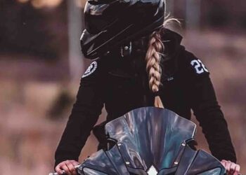 غزو ناعم لشوارع وجدة: لماذا اختارت بنات ” الدراجة النارية وسيلة للتنقل؟