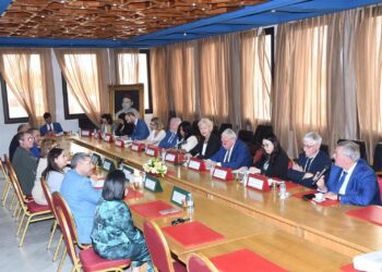 الرباط وباريس: تبادل الخبرات في معالجة المياه وإعادة تدويرها