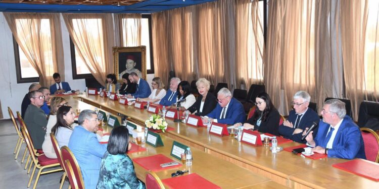 الرباط وباريس: تبادل الخبرات في معالجة المياه وإعادة تدويرها