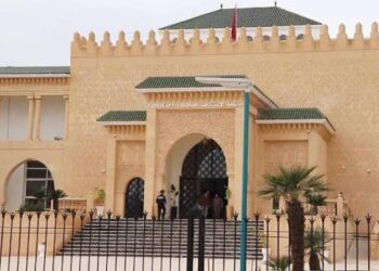 الوكيل العام للملك بفاس يأمر بفتح بحث معمق إثر انهيار عمارة سكنية خلّف 9 وفيات