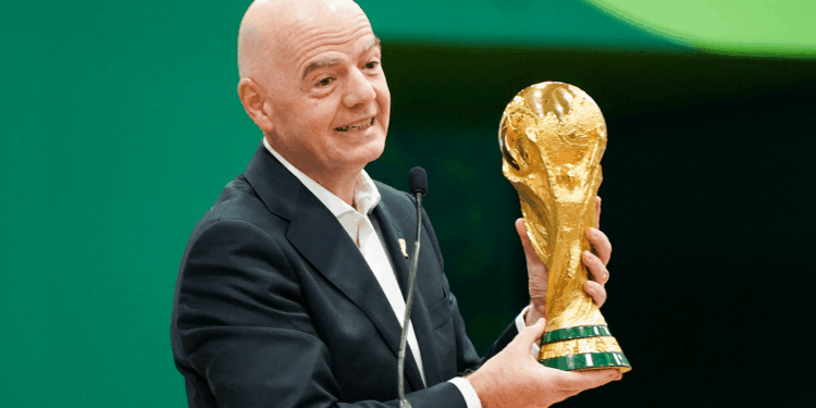 إنفانتينو يدرس تغييرًا هامًا في كأس العالم
