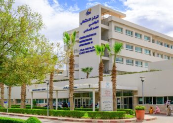 هل تواكب المساعدة الاجتماعية انتظارات المرتفقين ب CHU وجدة ؟