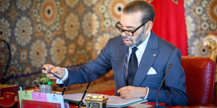 الملك يبارك للعاهل الإسباني اللقب العالمي الثاني لمنتخب بلاده