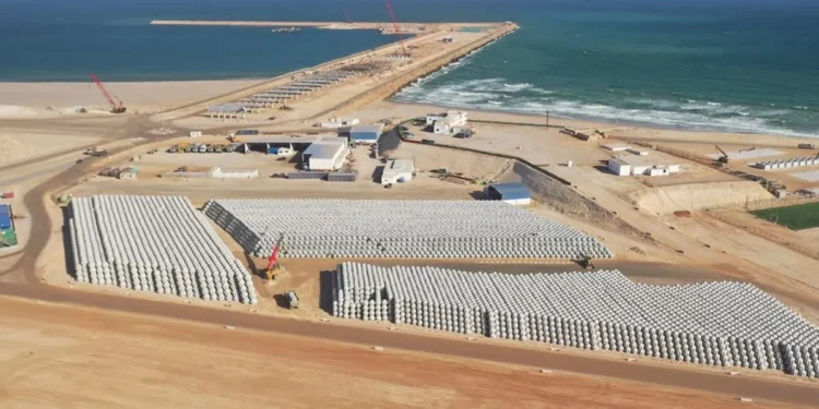 65% إنجازًا.. ميناء الداخلة الأطلسي يستعد لقيادة التحول اللوجستي والطاقي بالمغرب.