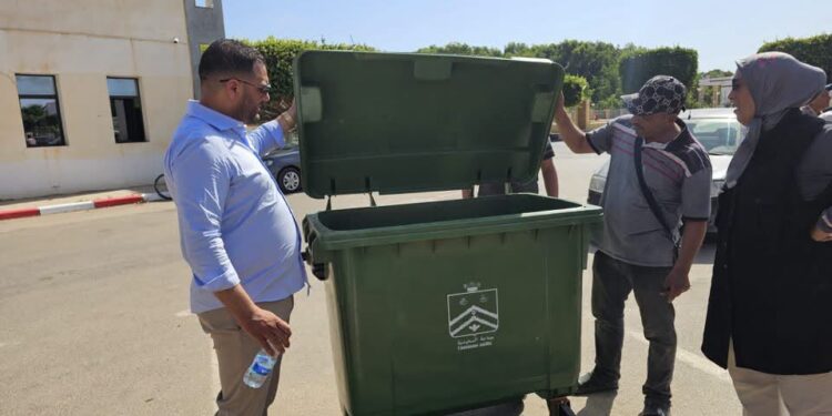 بنمومن يفصل للرأي العام حقيقة ملف النظافة بالسعيدية خطوة بخطوة