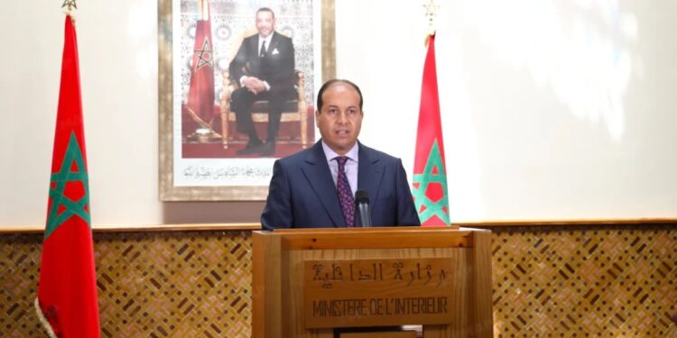 الداخلية تدعو إسبانيا إلى تسريع إعادة القاصرين المغاربة من سبتة